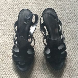 GUESS black leather heels